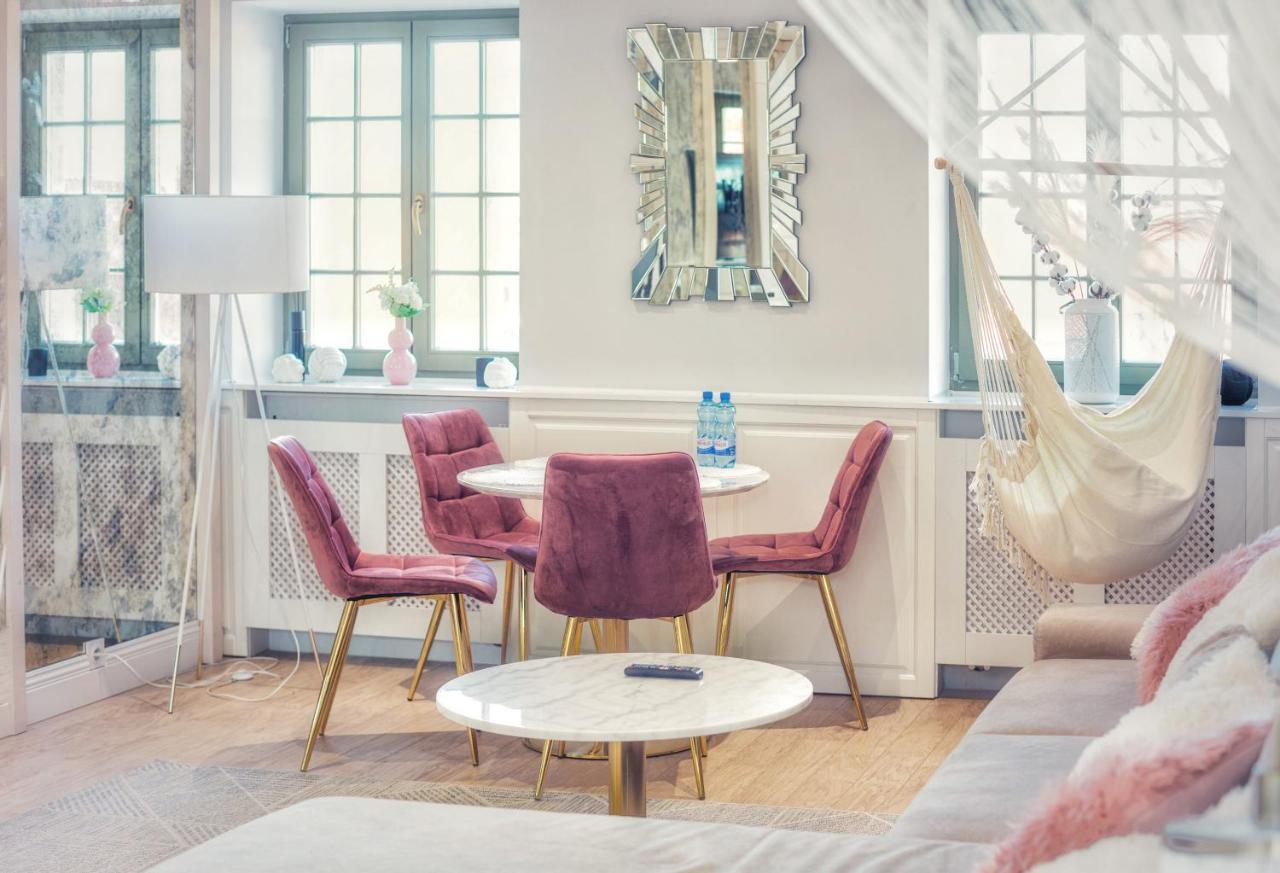 Magiczne Gniazdko Na Samym Rynku Apartment Wroclaw Luaran gambar