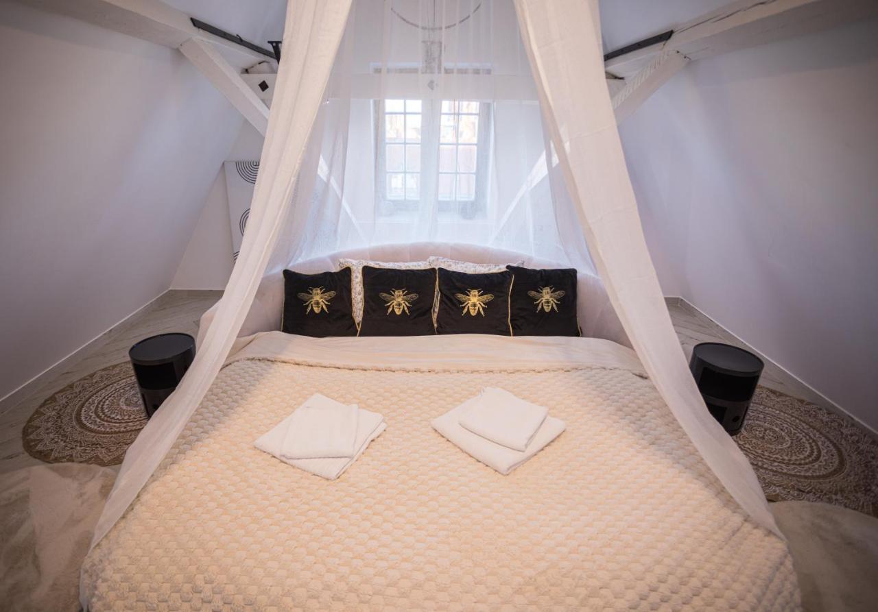Magiczne Gniazdko Na Samym Rynku Apartment Wroclaw Luaran gambar