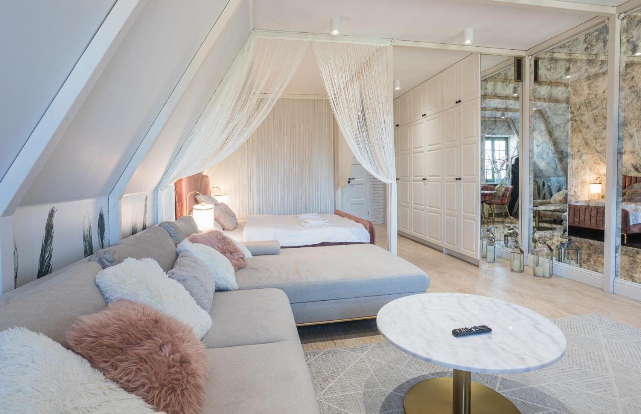 Magiczne Gniazdko Na Samym Rynku Apartment Wroclaw Luaran gambar