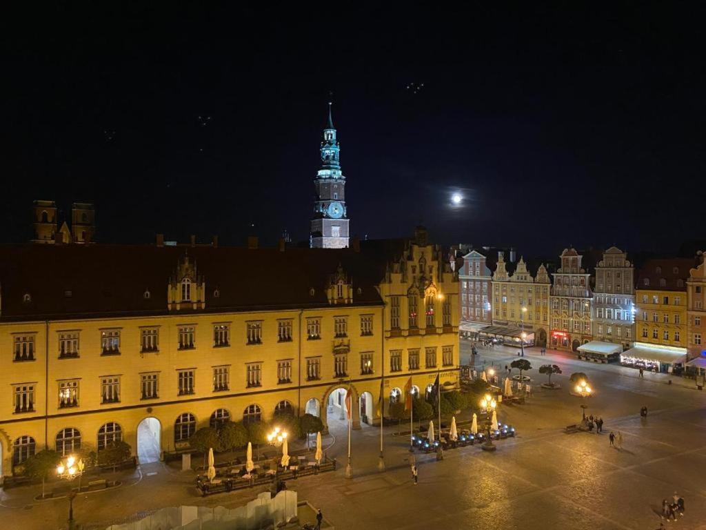 Magiczne Gniazdko Na Samym Rynku Apartment Wroclaw Luaran gambar